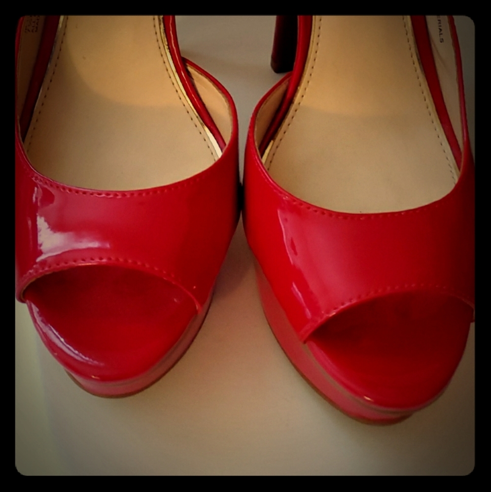 Jessica Simpson heels, red, tall, sexy, new